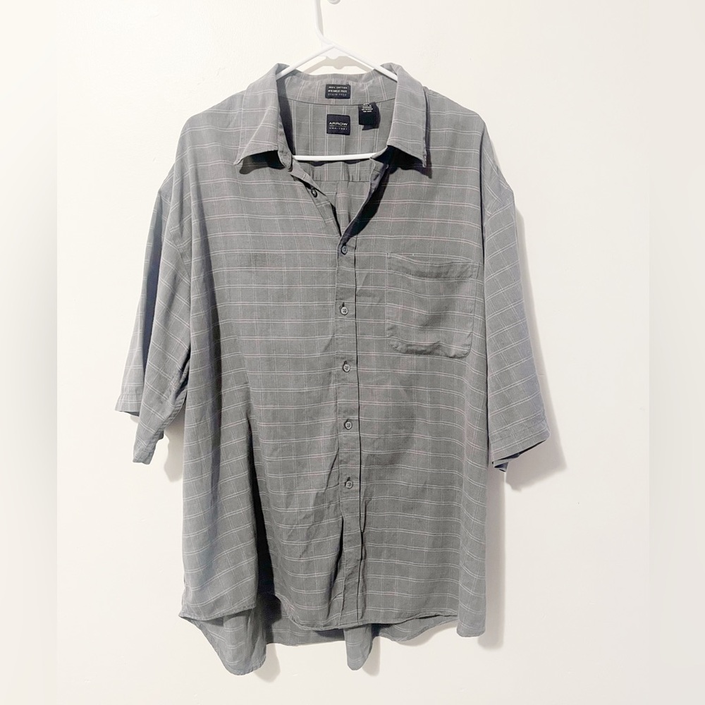 Arrow Gray & White Checkered Loose Short Sleeve Buttondown Shirt
